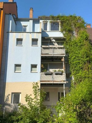 Sehr selten - komplett freies Haus - hochwertig saniertes Wohnhaus mit 4 Einheiten in Breisach