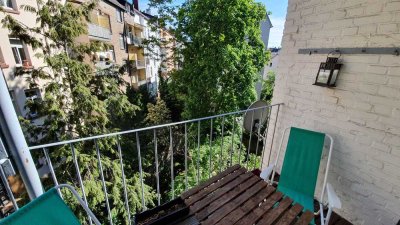 3 ZW zentral in Offenbach,  Altbau mit Südbalkon