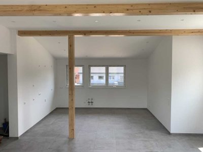 Neue 3-Zimmer-Wohnung mit Balkon in Ottersweier