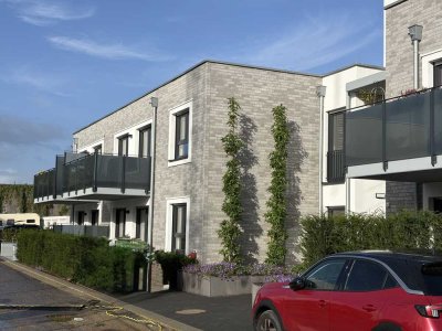 Erstbezug | Top-Lage | Süd-Lage: Moderne 3-Zimmer-Wohnung mit Balkon (1.OG),  in Kleinenbroich