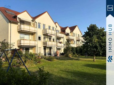 ++ Bezugsfreie Wohnung über 2 Etagen mit Stellplatz, großem Balkon und Ausblick ins Grüne ++