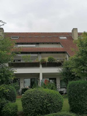 Sonnige, großzügige 3 Zimmerwohnung mit traumhaftem Blick inkl. TG Stellplatz