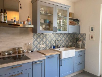komplett sanierte Altbauwohnung