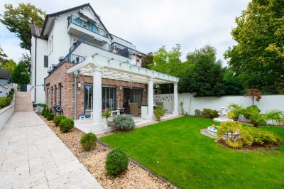 Moderne Luxus-Designerwohnung mit viel Platz & idyllischem Garten in der City