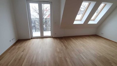 Nachmieter gesucht – 3-Zimmer-Dachgeschosswohnung in Baumschulenweg – unbefristeter Mietvertrag