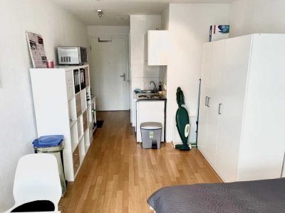 **Möblierte* 1 Zimmerwohnung mit Einbauküche+ Fußbodenheizung**