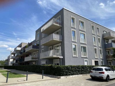 Perfekt für eine Familie mit Balkon, Parkettboden, Einbauküche und Fahrstuhl!