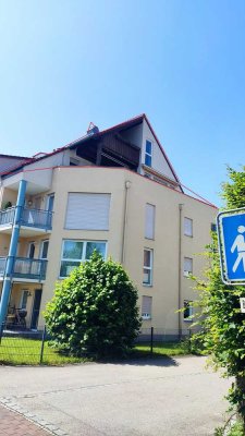 Herrliche 3-Zimmer-Wohnung mit großer Dachterrasse in Untermeitingen