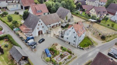 **Familienfreundliches Landhaus mit eigenem Pferdeparadies**