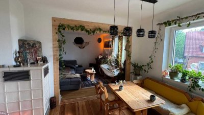 Toll geschnittene 5-Zimmer-Wohnung (126 qm) in Bergtheim – 2023 kernsaniert - nah zum Bahnhof