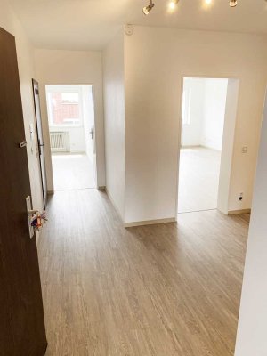 Zweitbezug nach Sanierung mit EBK und Balkon: attraktive 3-Zimmer-Wohnung