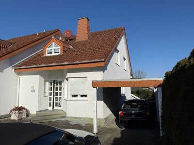*RESERVIERT* Gepflegte Doppelhaushälfte in Feldrandlage von Anröchte!