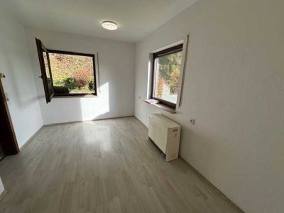 Marko Winter Immobilien --- Mosbach: Ruhig gelegenes 1 Zi.-Appartment mit Singleküche