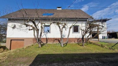 Zu verkaufen Großes Wohnhaus mit 204 m², verkehrsgünstig in Grafenstein