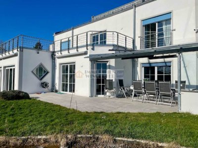 Traumhaus mit Fernblick und exklusivem Hallenbad mit Wellnessbereich