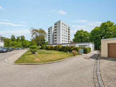 Bezugsfreies Apartment im 5.Obergeschoss mit Weitblick ins Grüne und Carport in Unterhaching