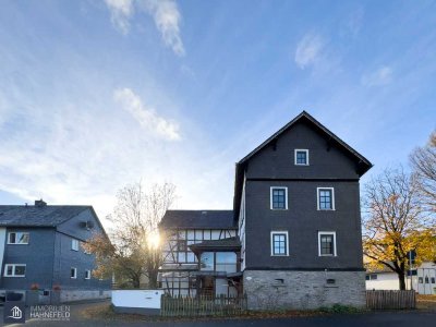 Liebevoll modernisiertes Fachwerkhaus mit integriertem Kornspeicher und besonderem Wohncharme
