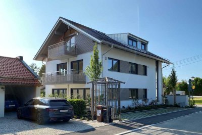 Wunderschöne 4-Zi.-Wohnung im 1.OG mit Süd-Balkon in Aying-Großhelfendorf