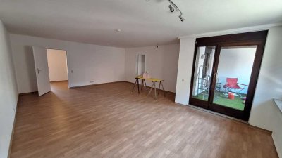 4 Zimmerwohnung, zentral, WG geeignet