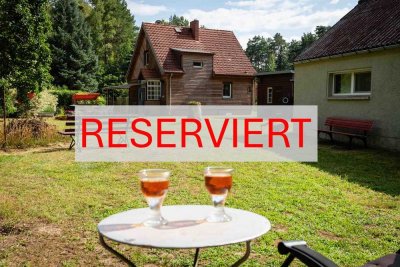 RESERVIERT: Wohnhaus oder Ferienhaus auf 4400 qm Paradiesgrundstück im Wald