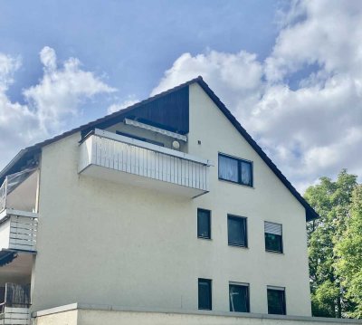 Gemütliche 3-Zimmer DG - Wohnung - Korntal-Münchingen