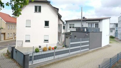 Klein aber Mein!
Kompaktes Stadthaus mit Wintergarten