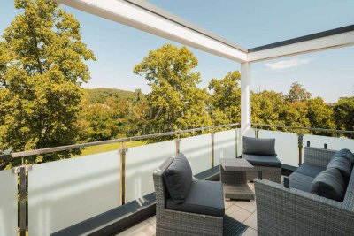 Top Aussichtslage Seebach - Neuwertige Traumwohnung mit Lift und Garage!