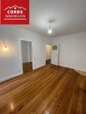 Erdgeschosswohnung mit 2 Balkonen und Gartenmitbenutzung