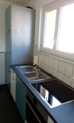 Ansprechende und gepflegte 3-Zimmer-Wohnung mit Einbauküche in Steinen