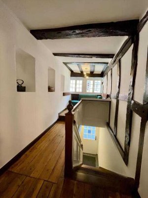 Traumhafte Fachwerkwohnung im historischen Windeckhaus in Bad Münstereifel!