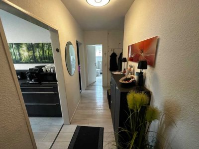 Geschmackvolle 2,5-Raum-Erdgeschosswohnung mit Balkon, Terrasse und Garten in Marl
