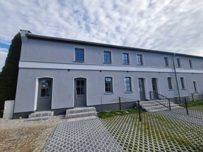 DIREKT VOM EIGENTÜMER - Exklusive 2-Raum-Maisonette-Wohnung mit gehobener Innenausstattung und KÜCHE