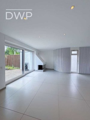 Ab 01. Juni: Hochwertig ausgestattete Doppelhaushälfte im Split-Level-Stil zu vermieten!
