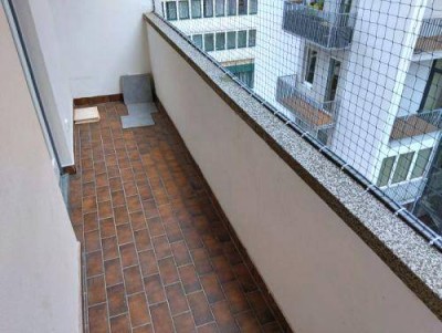 Heller 2 ZIMMER-NEUBAU + ruhiger Balkon 4,5m² + extra Küche möbliert + Lift + nähe Jakominiplatz