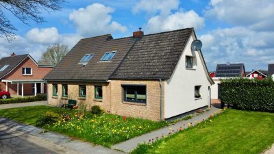 Wohnungscharakter -- Sanierte Doppelhaushälfte