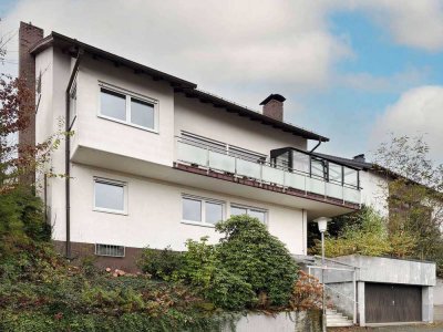 Viel Platz, viel Licht, viel Aussicht – Ihr neues Zuhause auf einem großzügigen Grundstück!