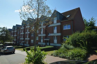 RÖNPAGEL IMMOBILIEN: Sanierte 1 Zi. DG WHG  - schöne DG Loggia