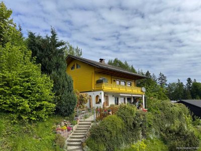 Leben, wo andere Urlaub machen – Sonnige Höhenlage mit Fernblick in Solla bei Thurmansbang!
