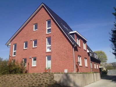 Exklusive 3-Zimmer-Wohnung mit Balkon und Einbauküche in Ammersbek