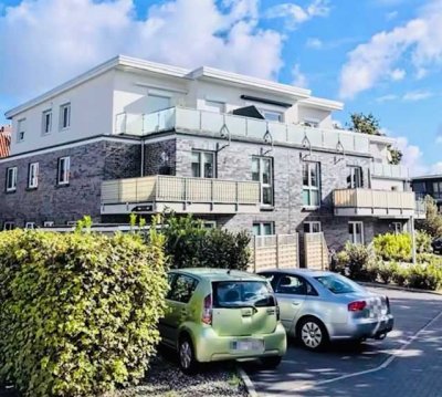 Traumhafte Wohnung mit 3 Zimmern, Balkon & Stellplatz