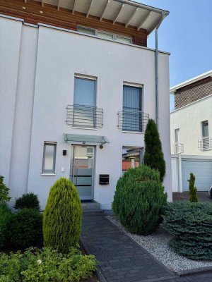 Exklusive Doppelhaushälfte mit Seeblick in Essen Kupferdreh