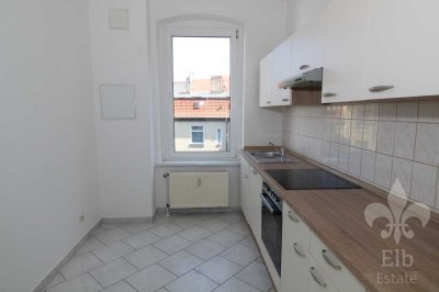 Ab sofort bezugsbereit - Helle 3 Raum Wohnung Nähe der Uniklinik mit EBK, Tageslichtbad& Abstellraum