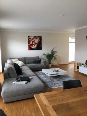 Wunderschöne 3-Zimmer-Wohnung mit Terasse und Einbauküche in Wolfsburg