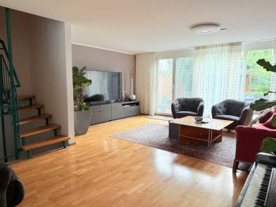 Von Privat: Familienfreundliches 5-Zimmer Reihenhaus mit Garten