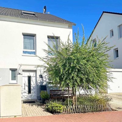 Modernes Familienglück mit energieeffizientem KfW-55-Standard!