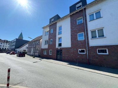 Provisionsfrei! Altengerechte Eigentumswohnung mit Terrasse und Stellplatz in zentraler Lage