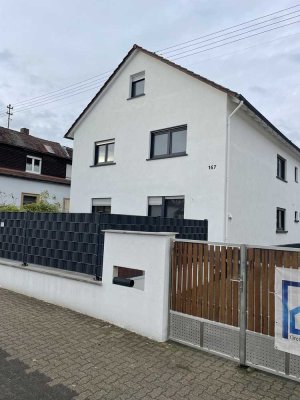 Neu renoviertes 2 FH in Ka-Neureut / WG und Mehrgenerationenhaus geeignet