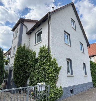 Attraktives 3-Familienhaus – Perfekt als Mehrgenerationenhaus oder Kapitalanlage
