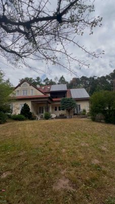 Exklusive Landhausvilla mit traumhaftem Garten