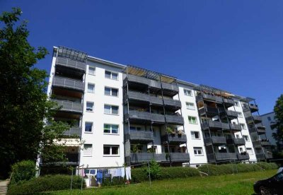 ERSTBEZUG  -  XXL-BALKON  -  RABENSTEIN  -  4 RÄUME